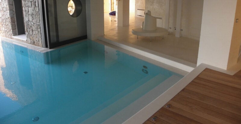 rivestimento-piscina-in-marmo rivestimento piscina in marmo