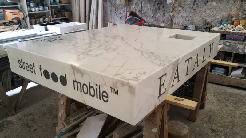 eataly logo marble