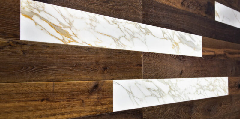 marble and wood coverings