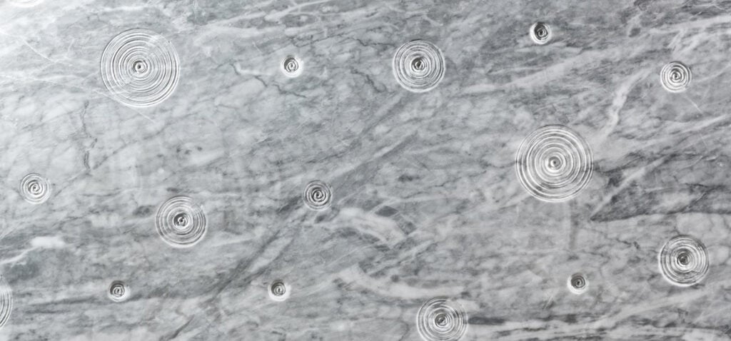 Finitura mattonelle di marmo