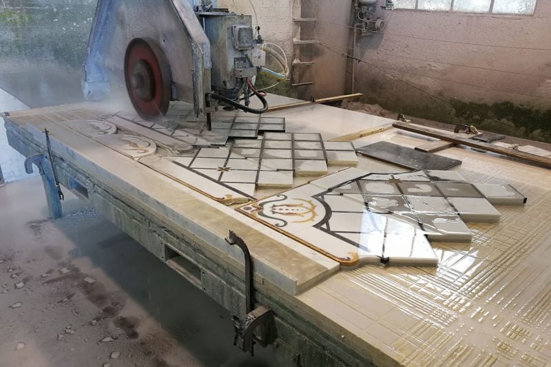 how to realize marble inlays and decorations