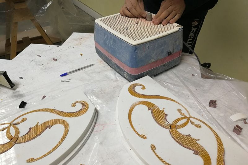 realization of marble decorations and inlays