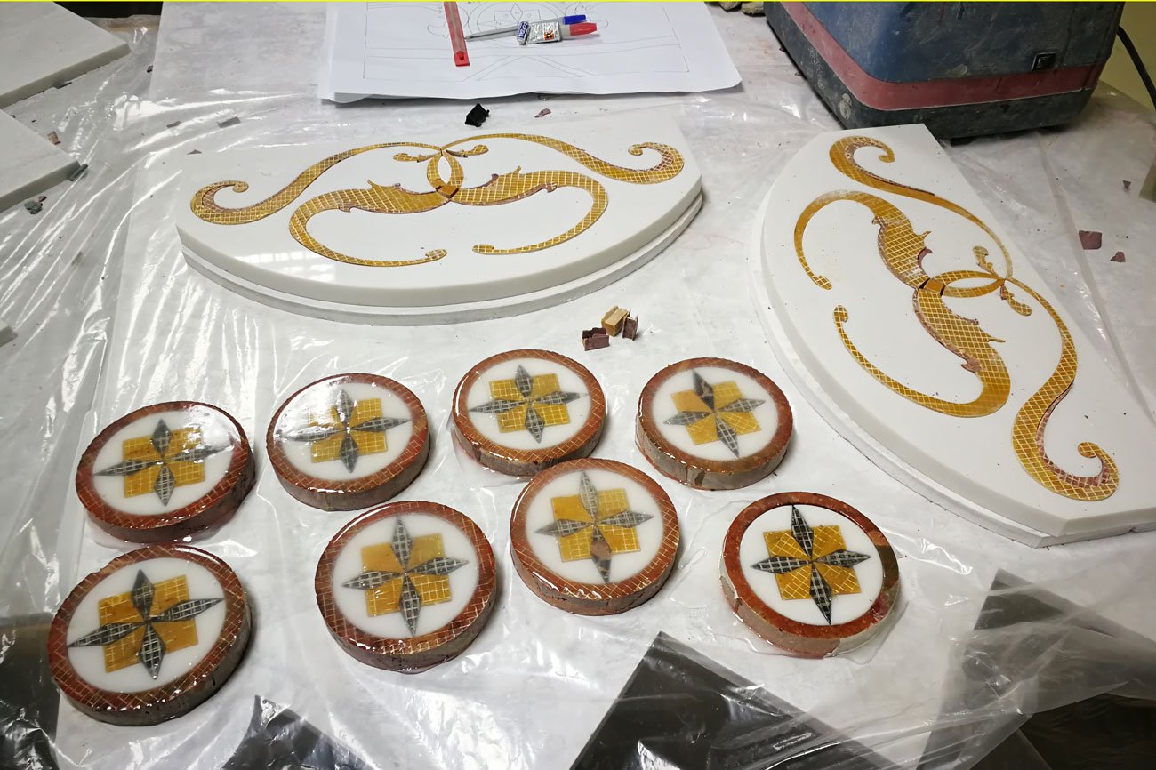 pavimento intarsi marmo 005