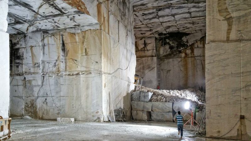 carrara marble quarry tour
