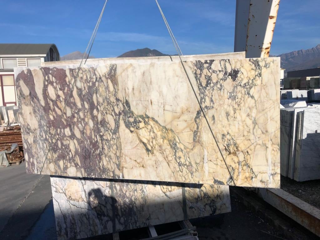 tavolo in marmo calacatta viola