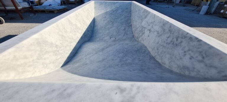 vasca onda particolare