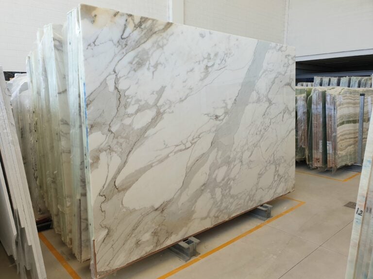 calacatta borghini slab for tiles