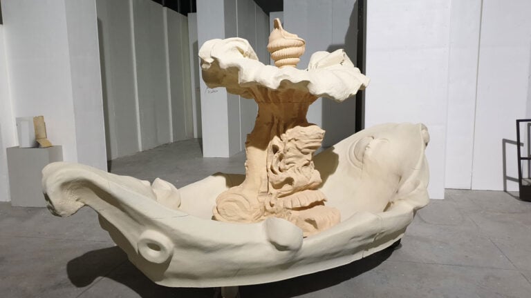 lavorazione fontana travertino barcaccia 2