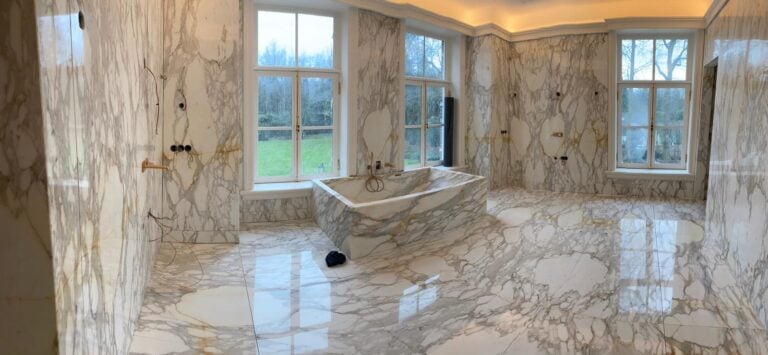 marble bathtub