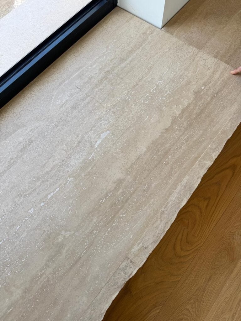 progetto travertino beige legno