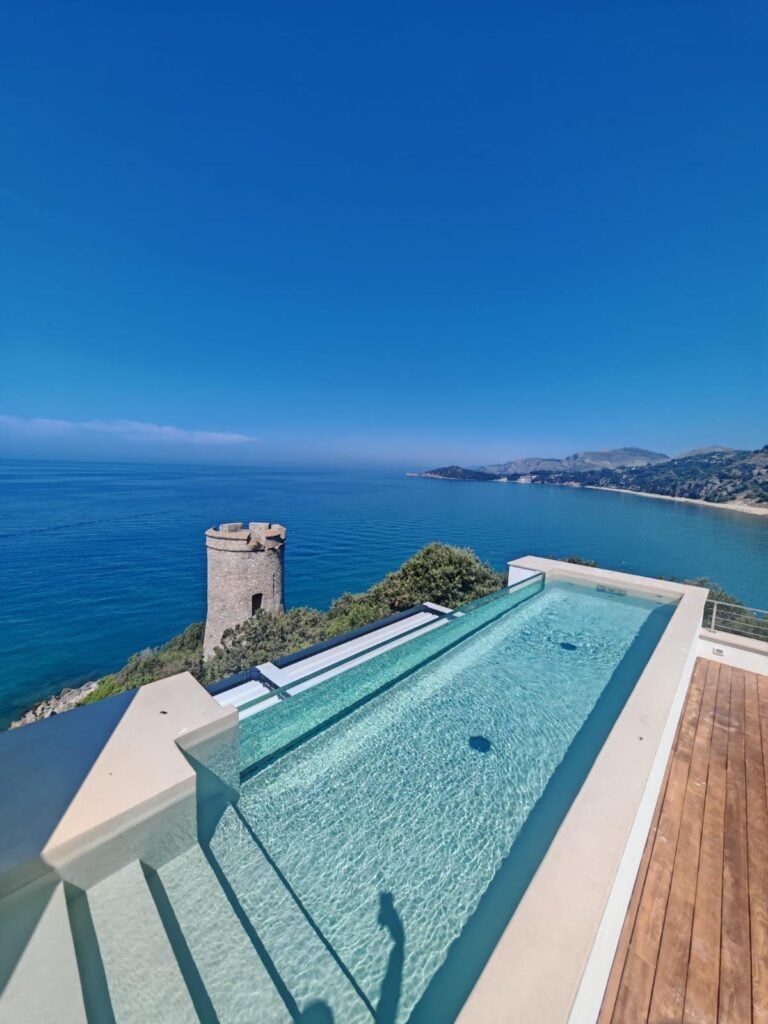 roman travertine swimming pool